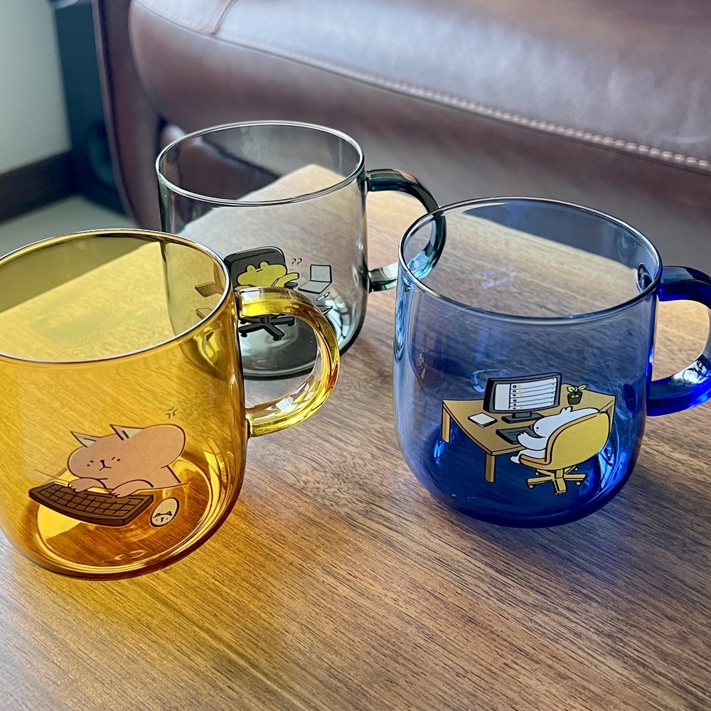 Blue Cup - Duck Replying Emails